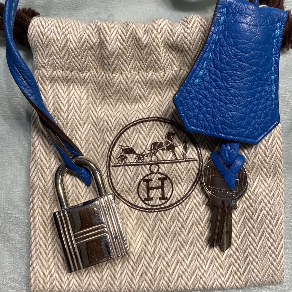 HERMES Birkin 35 Handbag With COA, Lock/Keys, Hermes Dustbag and bag Raincoat - Picture 15 of 16